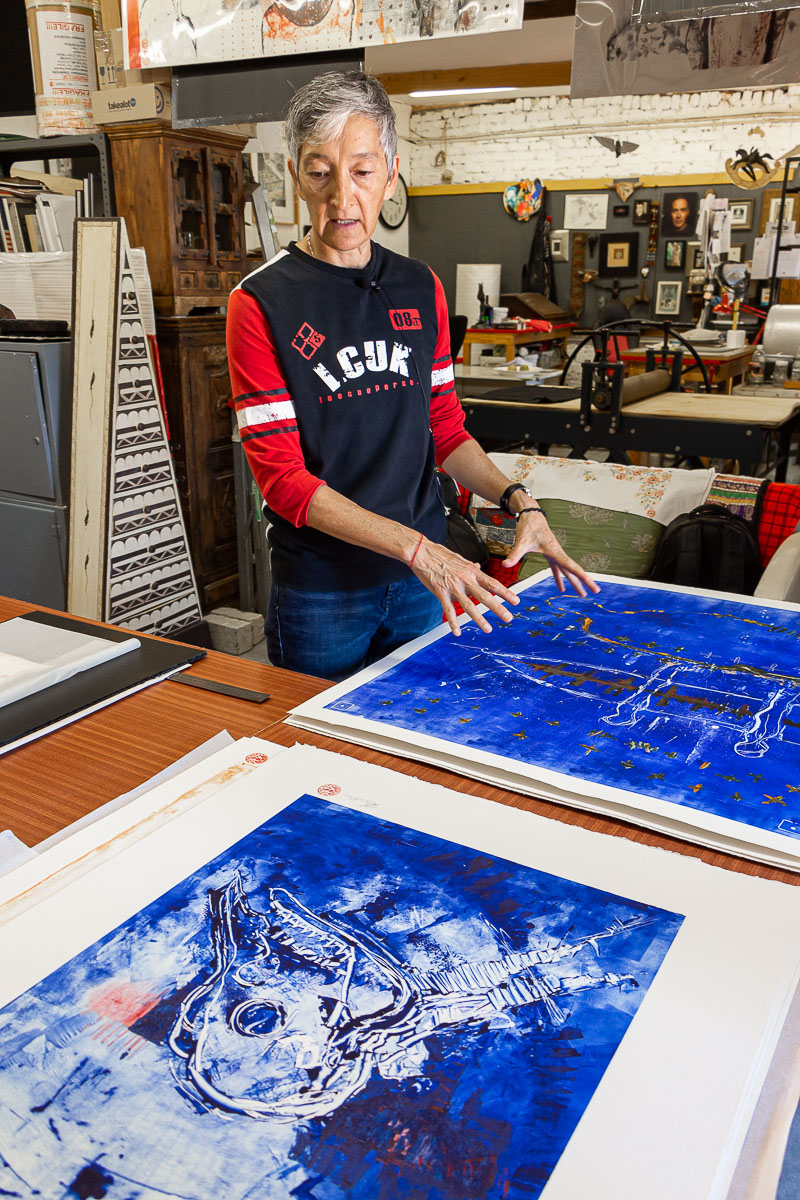 Shui-Lyn White in her studio